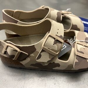 Birkenstock camo sandals - tan and brown #camo 39